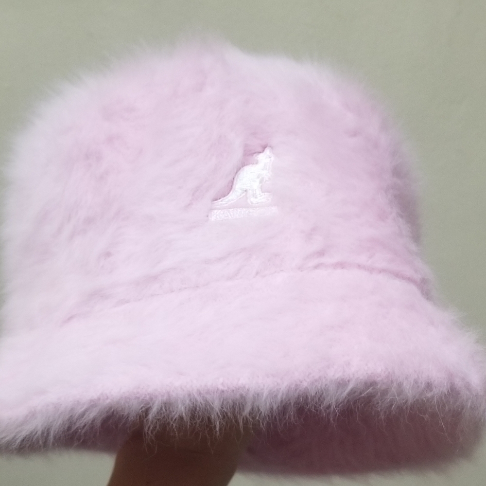 KANGOL furry pink bucket hat